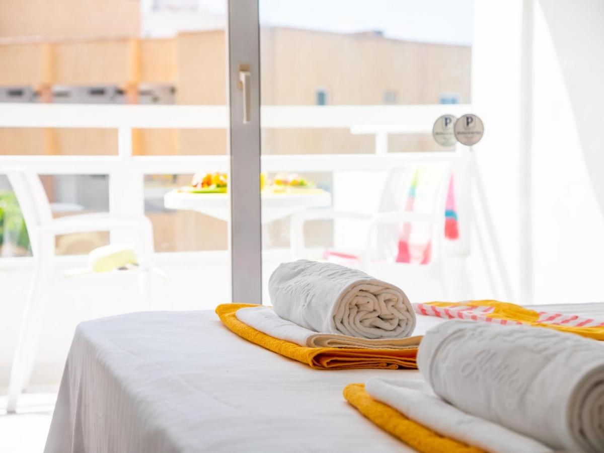302 Modern, Light, Comfortable Studio With Swimming Pool Playa de las Americas  Exterior foto